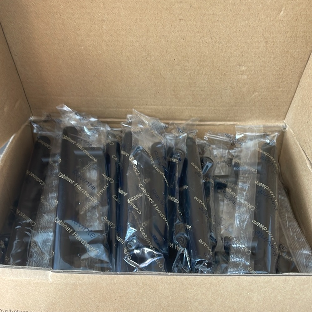 Cabinet Handles - Picture 6 of 6
